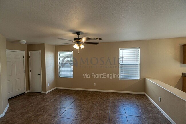 Photo - 2035 W Gold Dust Ave