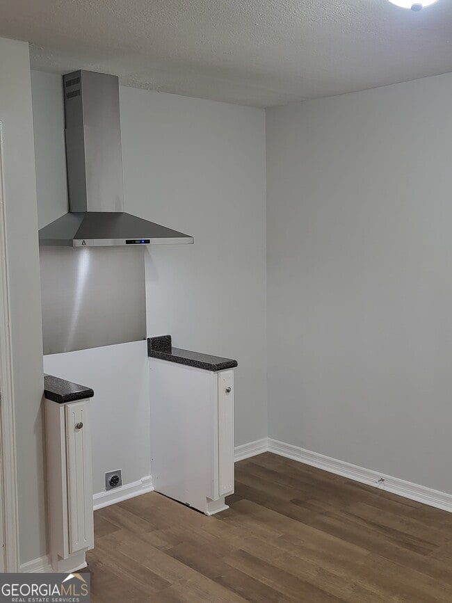 Photo - 1710 W Highland Ave