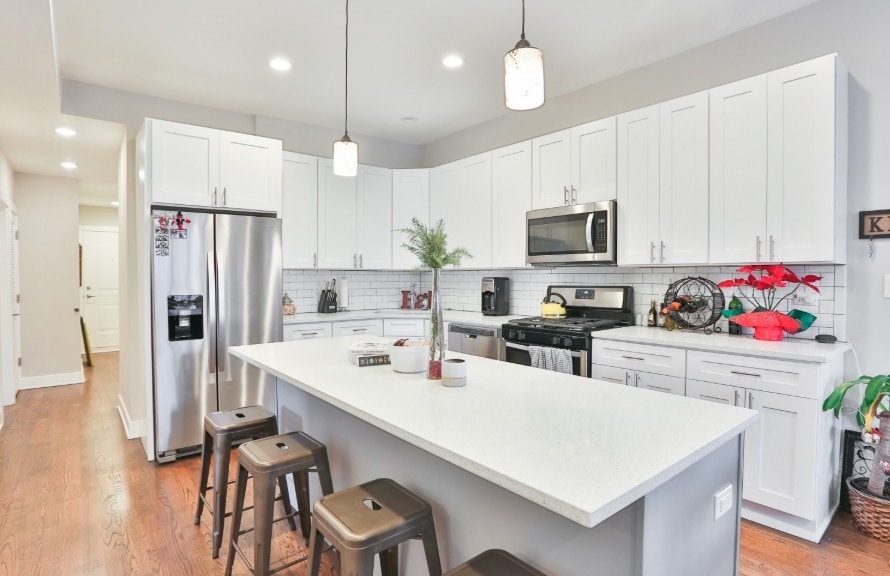 Photo - 823 W Montrose Ave Unit 3