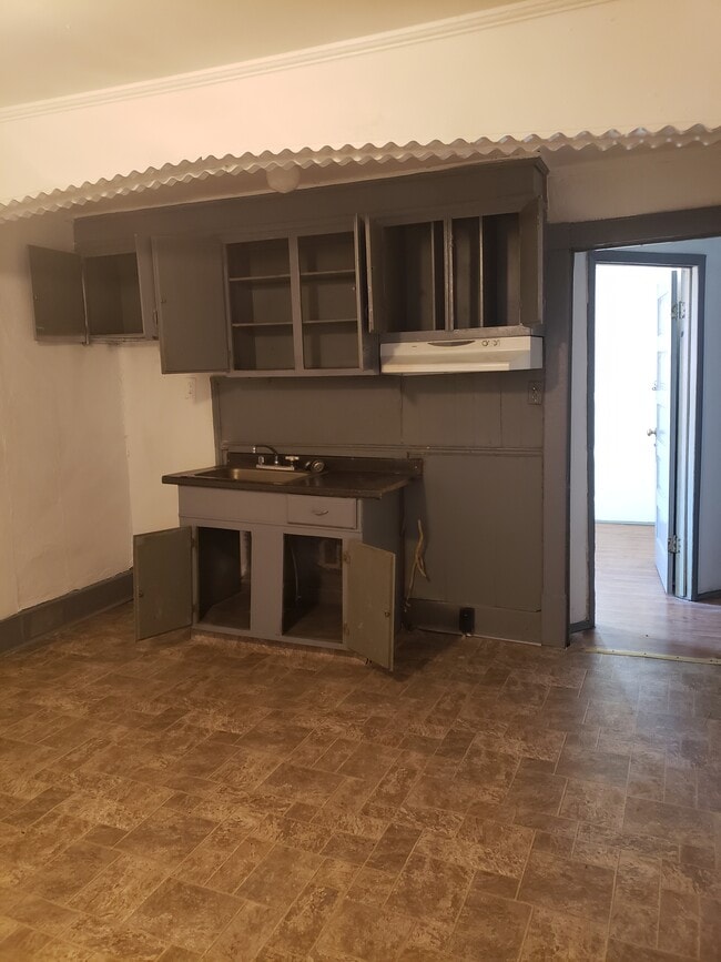 Kitchen - 8 Mastick St Unit B