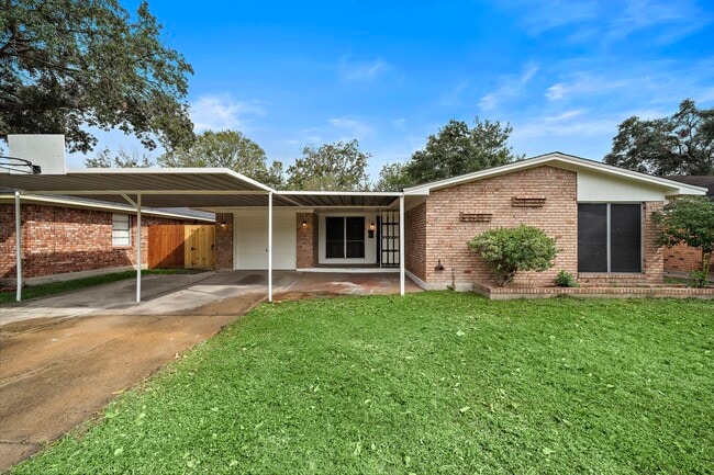 Photo - 10615 Seaford Dr