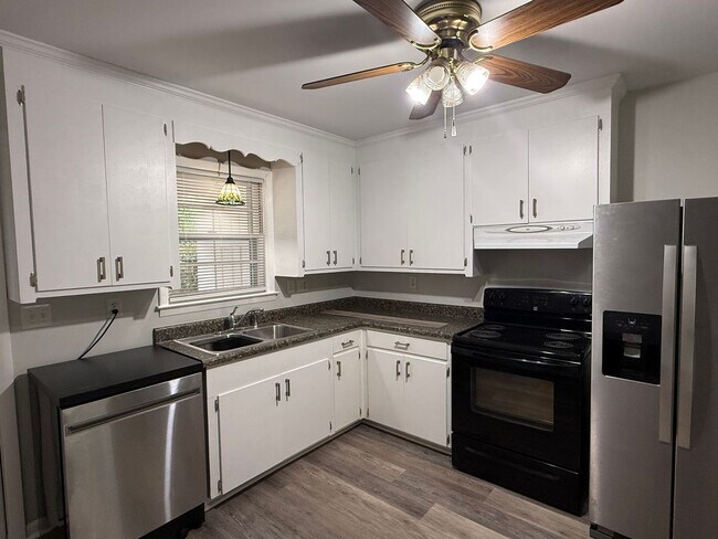 Photo - 2BR Duplex with Washer/Dryer + Fresh Updates + Lawn care included