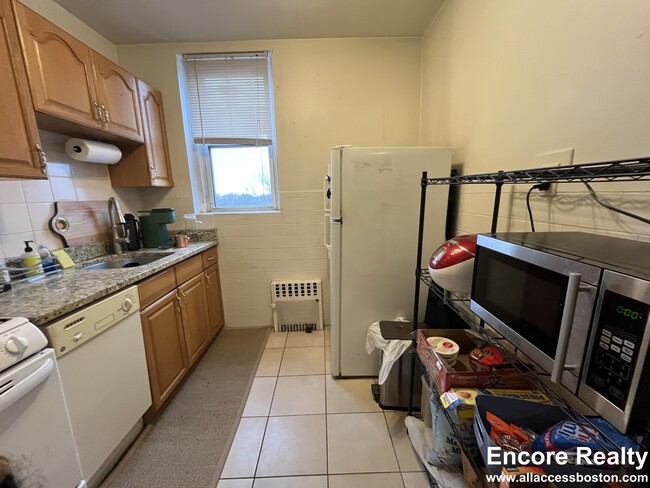 Photo - 126 Warren St Unidad 43