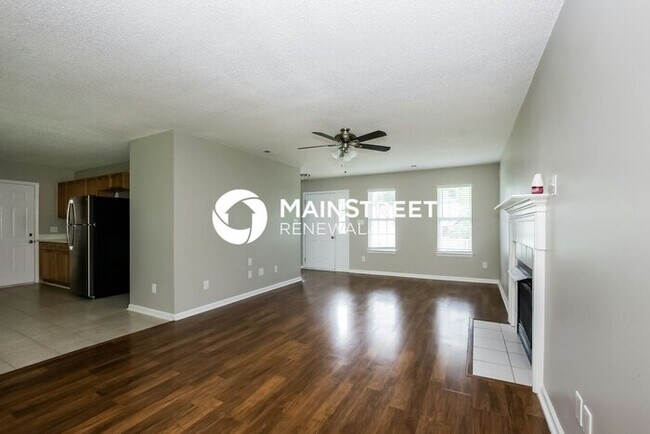 Photo - 3 Bedroom Pet-Friendly Home in Charlotte, ...