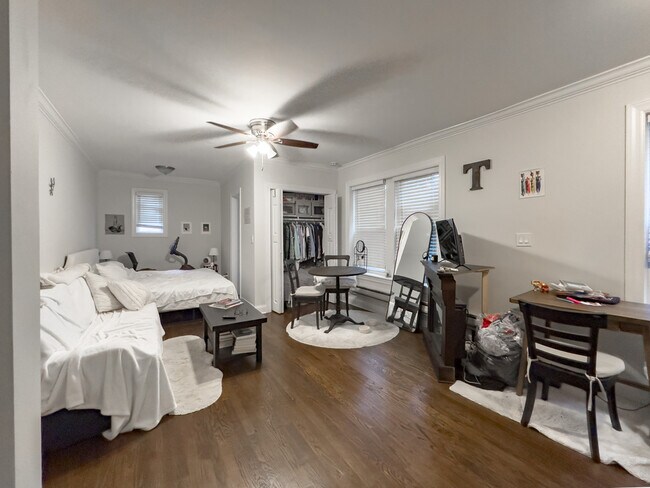 Photo - 2129 N Dayton St Unit 701