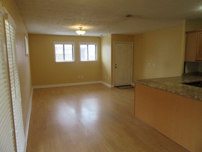 Photo - 820 Premier Dr Unit 820 Premier Dr.