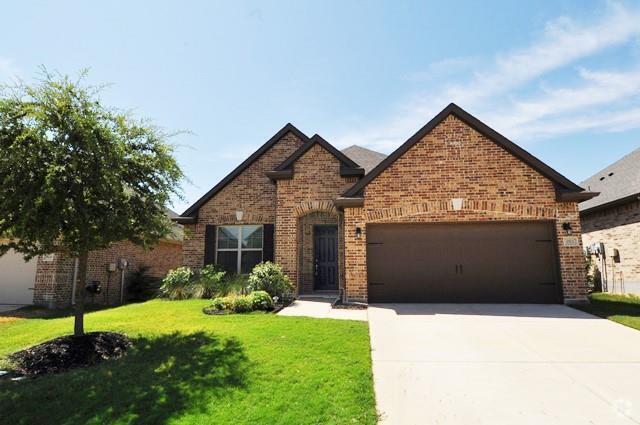 Building Photo - 1513 Tanglewood Trail Rental
