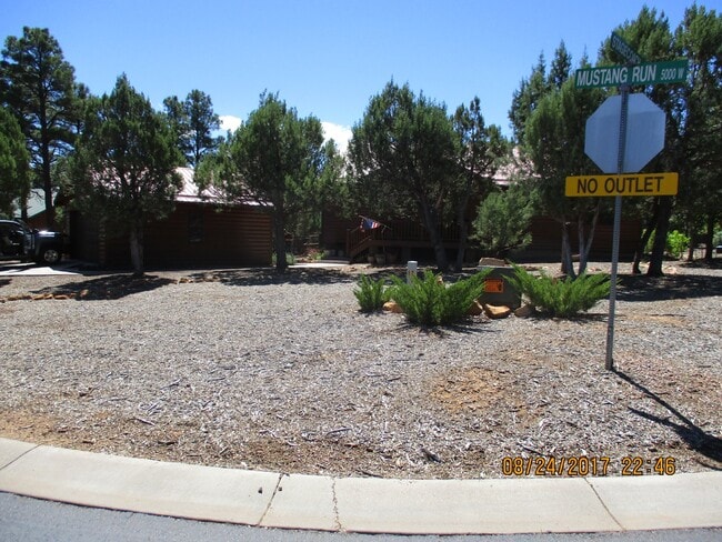 Photo - 1561 Mustang Run