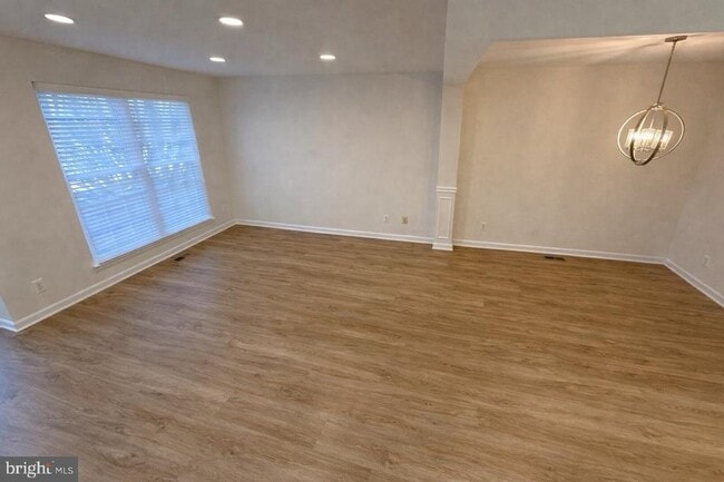 Photo - 1191 Cypress Tree Pl