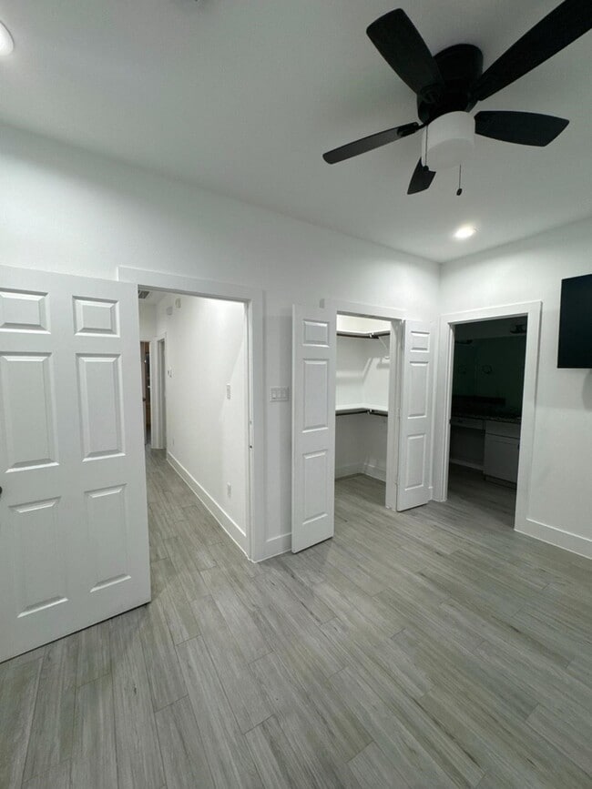 Photo - 8305 Prairie View Dr Unit B