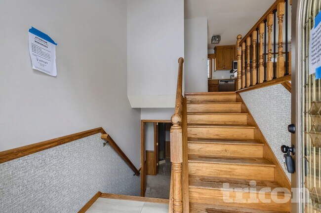 Photo - 5627 Lannon Ave NE