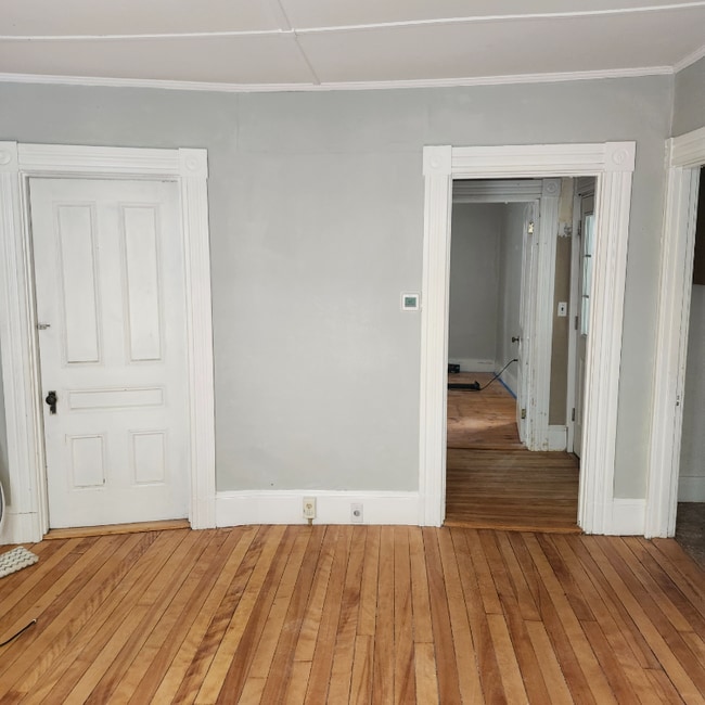 Photo - 50 Centre St Unit Down