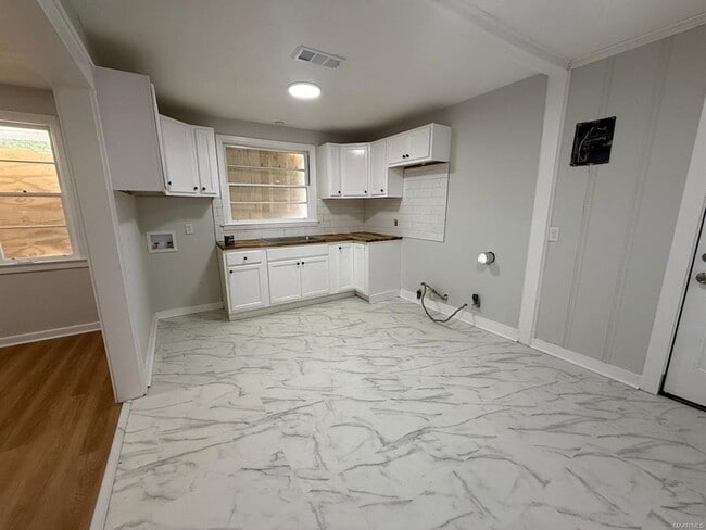 Photo - 2634 Highland Ave