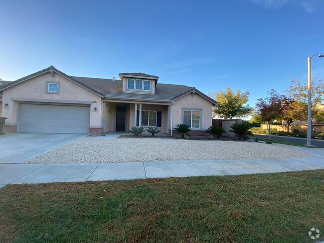 Building Photo - Great location on this split floorplan 3 b... Rental