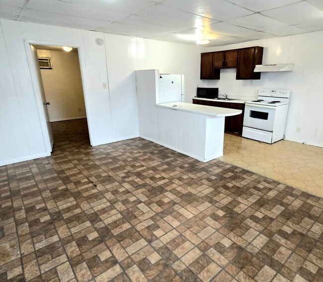 Building Photo - 315 Gaiety Ln