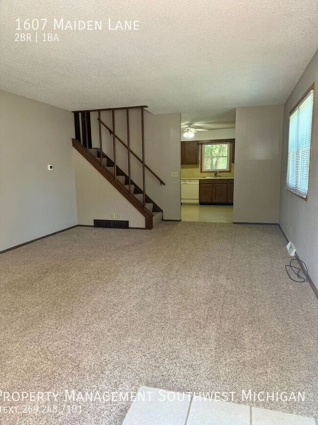Photo - 1607 Maiden Ln
