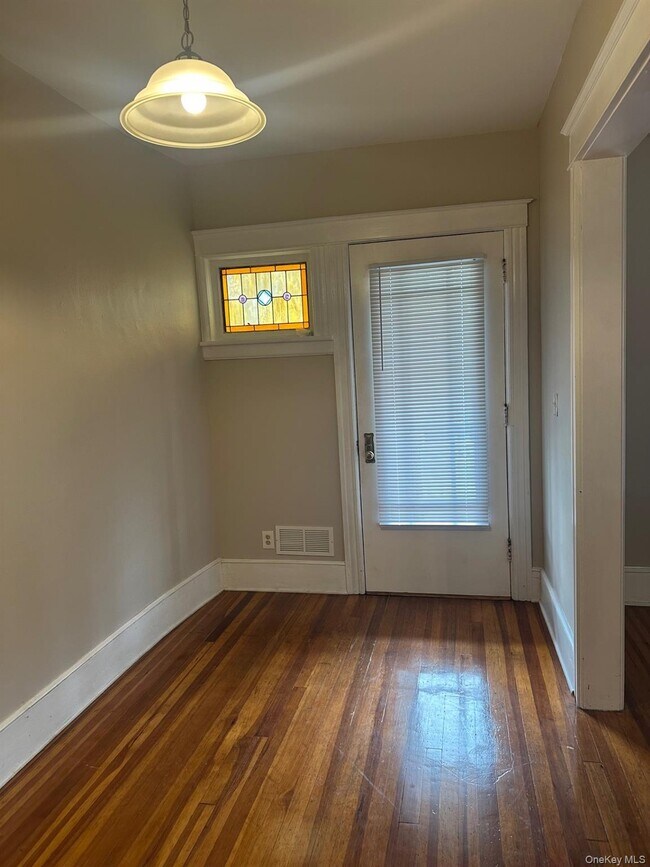 Photo - 24 Innis Ave Unidad 1