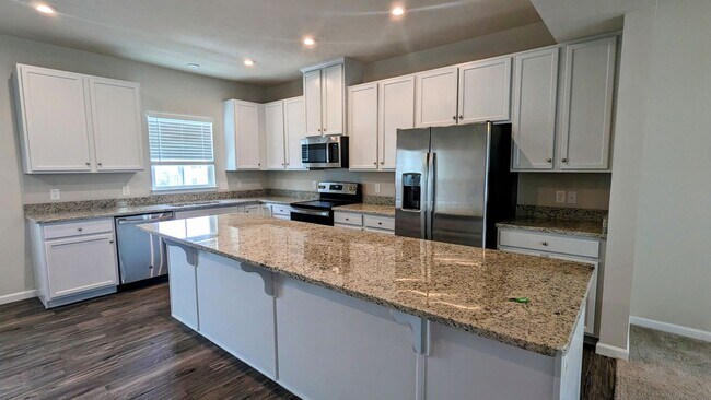 Photo - Luxury Townhome