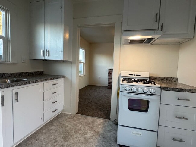 Photo - 2015 I St Unit 2017 I ST