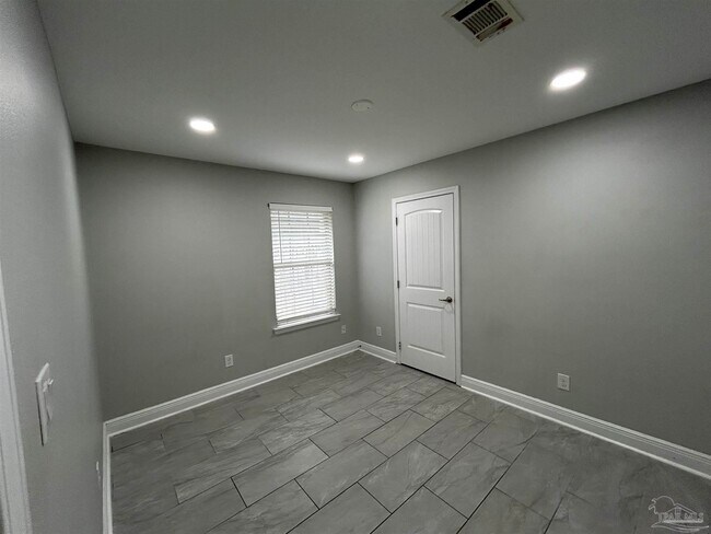 Photo - 3405 Wasatch Range Loop