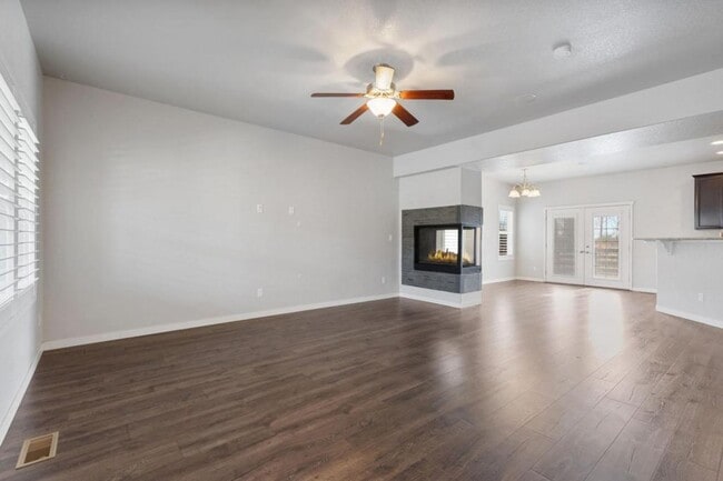 Photo - 3064 Magnetic Dr