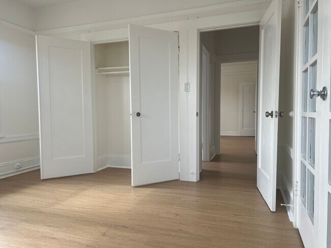 Photo - 3542 Unit 3544