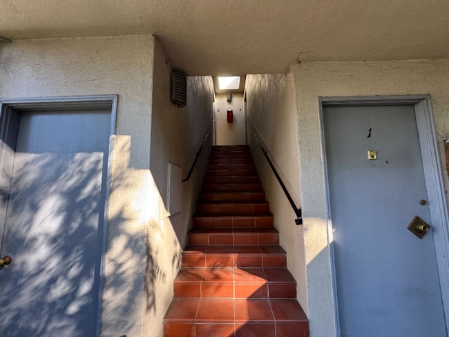 Photo - 860 Prospect Row Unit 2