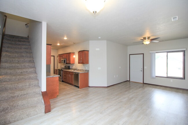 Photo - 1013 Tanner Ct