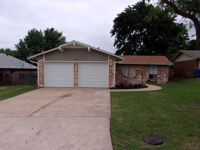 Photo - 333 W Campbell Dr House