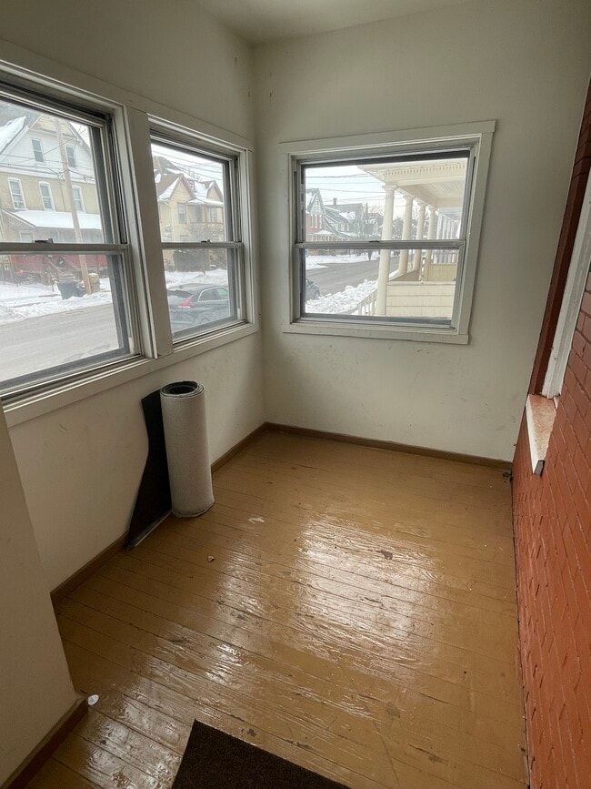 Photo - 850 Park Ave