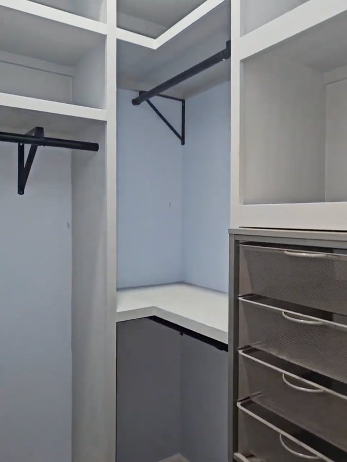 Vestidor a medida - 2418 Robert St