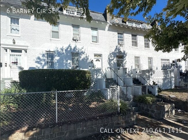 Building Photo - 6 Barney Cir SE Unit ( 3)