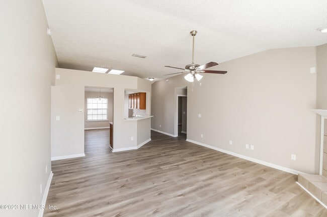 Photo - 542 Ashcroft Landing Dr