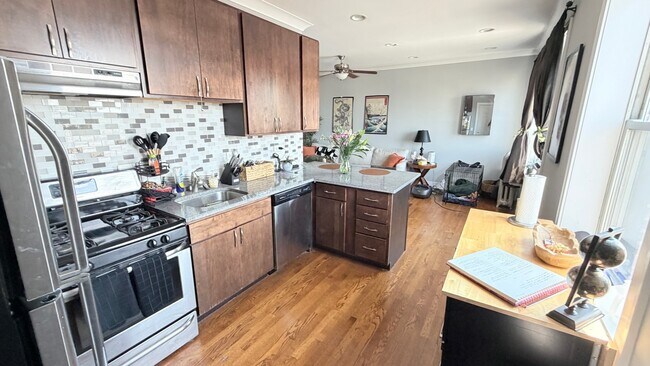 3153 W Augusta Blvd Unidad 3A