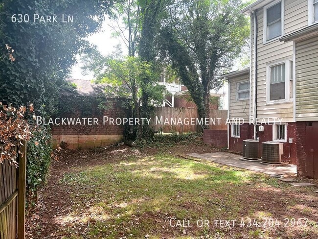 Photo - 630 Park Ln
