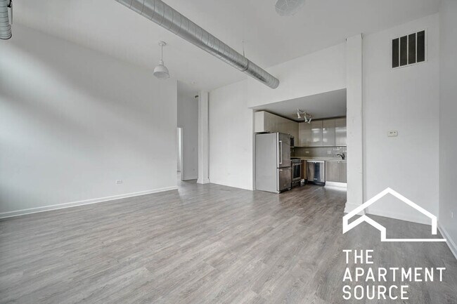 Photo - 932 W Dakin St Unit 201