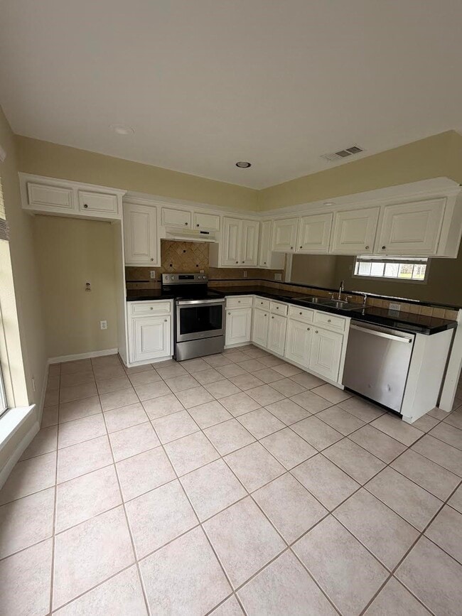 Photo - 15915 Indian Springs Trail