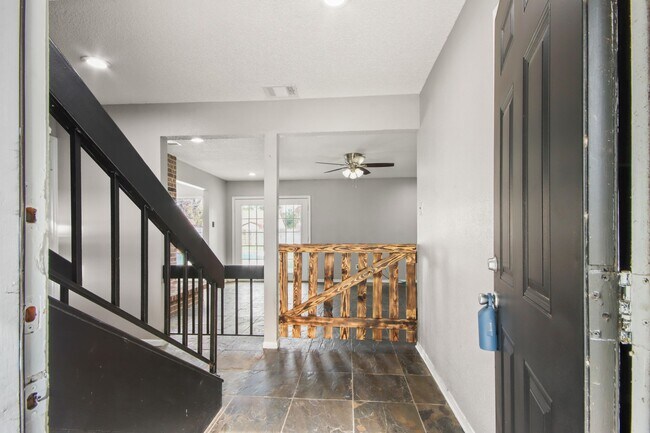 Photo - 17610 Possums Run Dr