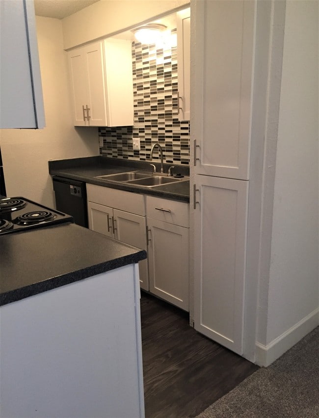 Photo - Landry Apartment