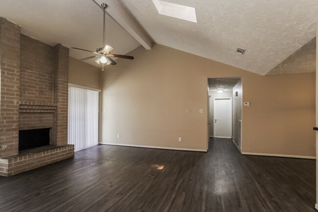 Photo - 3425 Benfield Dr