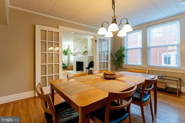 Photo - 313 Frederick St