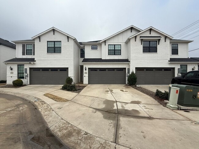 Photo - 1108 Bowie Dr