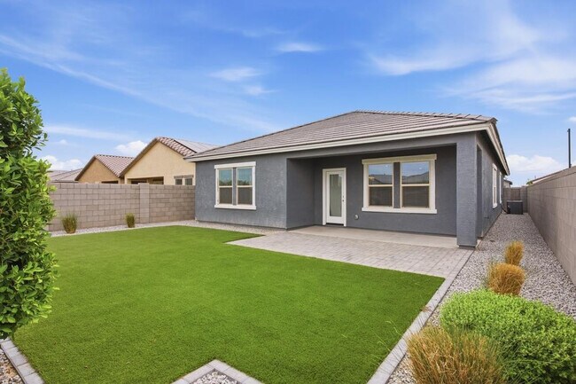 Photo - 16664 W Christy Dr