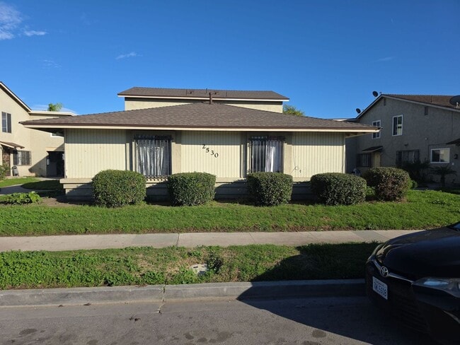 Photo - Enjoy living in this spacious single level penthouse with gorgeous scenic views!