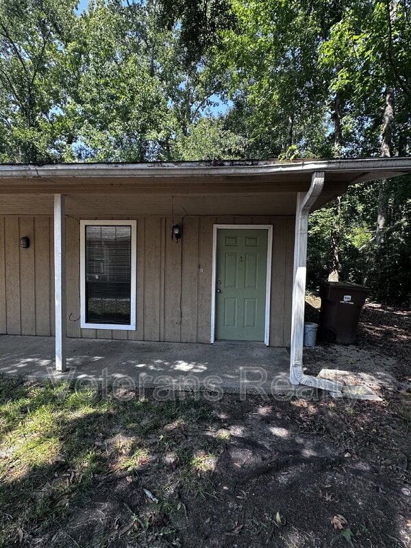 Building Photo - 18024 Bert St Rental