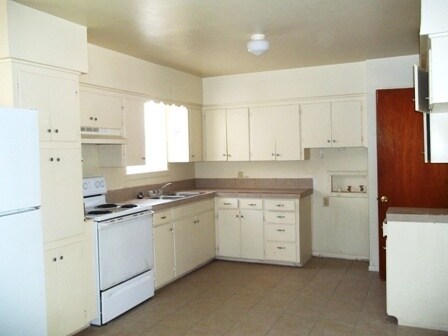 Photo - 303 Margaret Lee St