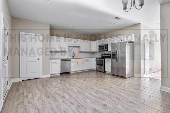 Photo - 402 Shelby St