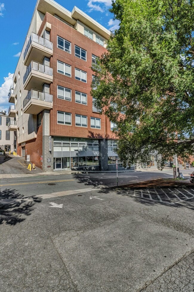 Photo - 12 S Lexington Ave Unit 402