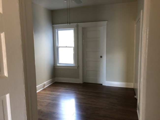 bedroom - 1327 Kellam Ave Apartment Unit 1/2