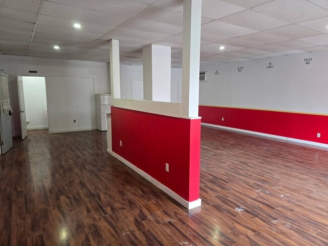 Photo - 145 Delaware St